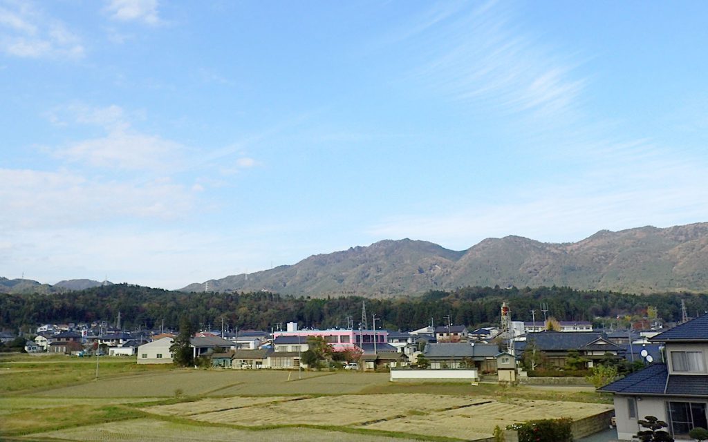 小川田園風景